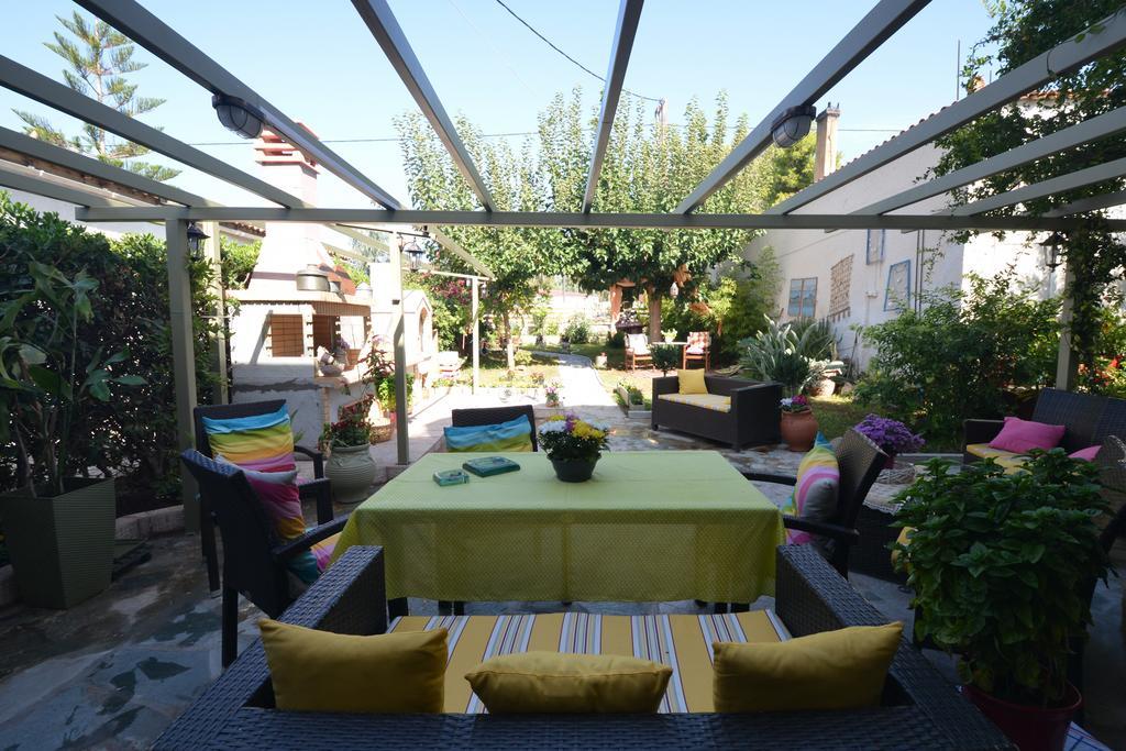 House With Big Garden Villa Corinth Buitenkant foto
